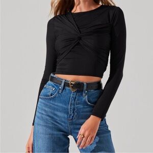 Astr Black Twist Front Crop Top Size Large NWT